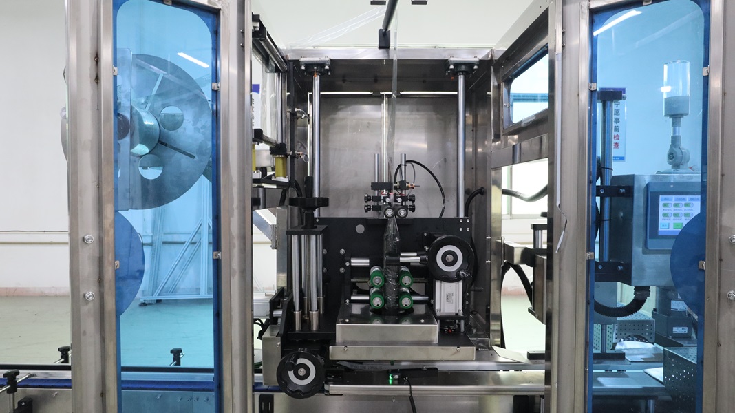 方瓶全自動套標(biāo)機(jī),全自動套標(biāo)機(jī),套標(biāo)機(jī)