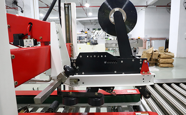 全自動(dòng)裝箱機(jī),包裝機(jī),裝箱機(jī)